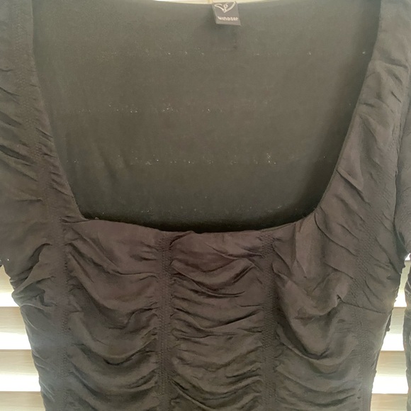 Lil Black dress - Picture 3 of 5